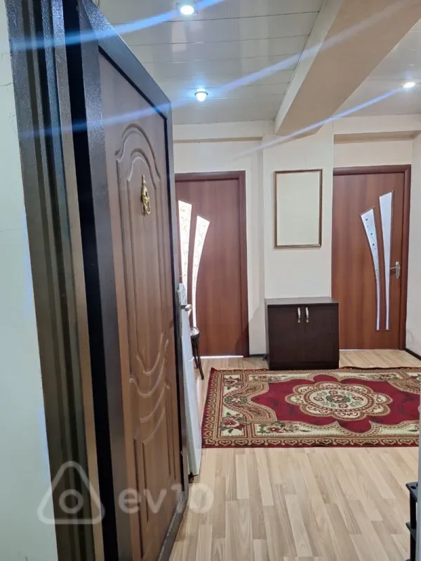 Kirayə verilir 2 otaqlı yeni tikili 65 m²