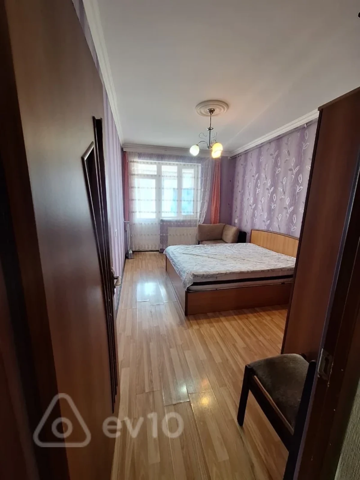 Kirayə verilir 2 otaqlı yeni tikili 65 m²