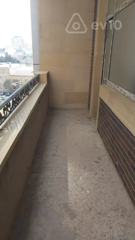 Satılır 3 otaqlı yeni tikili 140.3 m²