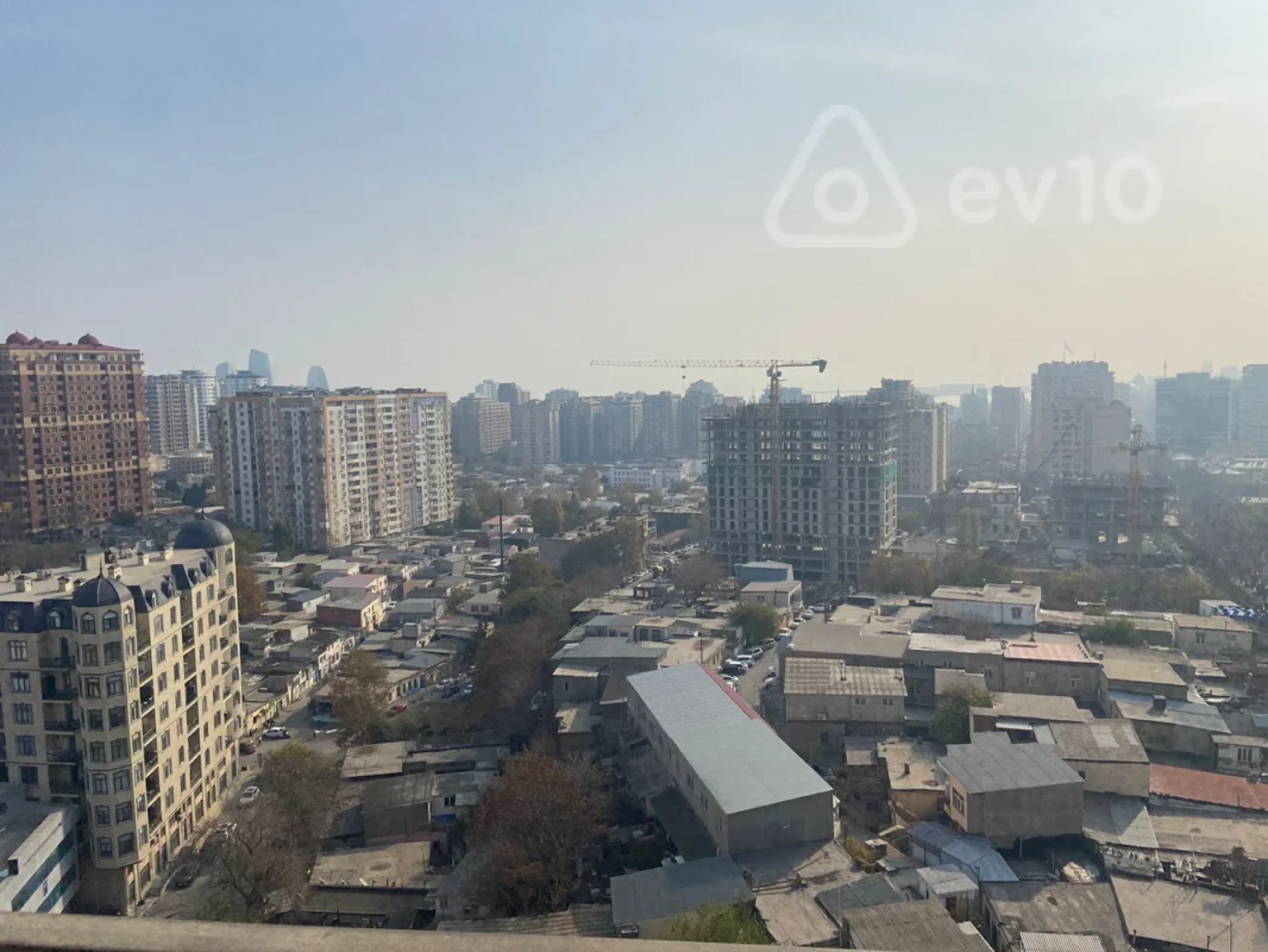 Kirayə verilir 4 otaqlı yeni tikili 210 m²