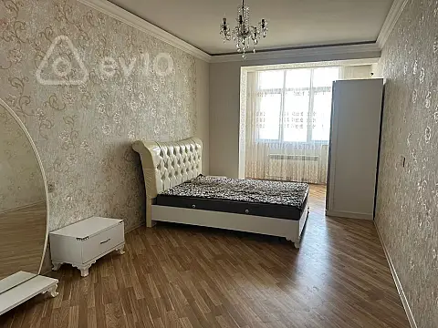 Kirayə verilir 2 otaqlı yeni tikili 106 m²