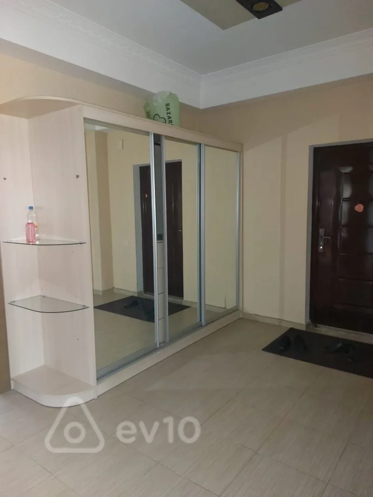 Kirayə verilir 3 otaqlı yeni tikili 125 m²