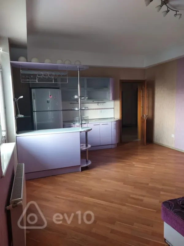 Kirayə verilir 3 otaqlı yeni tikili 125 m²