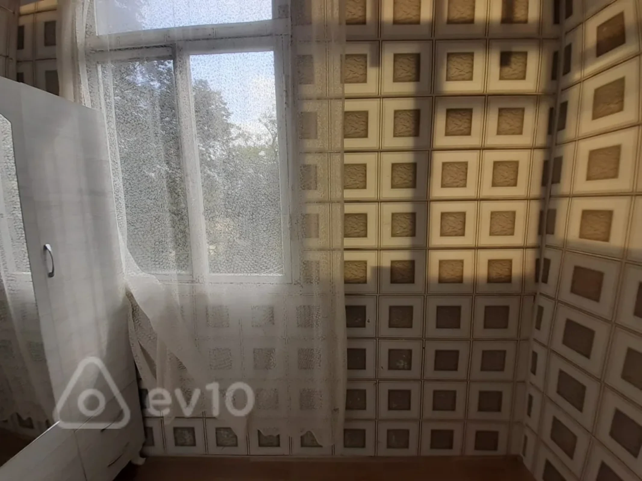 Kirayə verilir 1 otaqlı köhnə tikili 23 m²