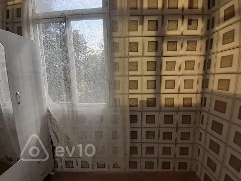 Kirayə verilir 1 otaqlı köhnə tikili 23 m²