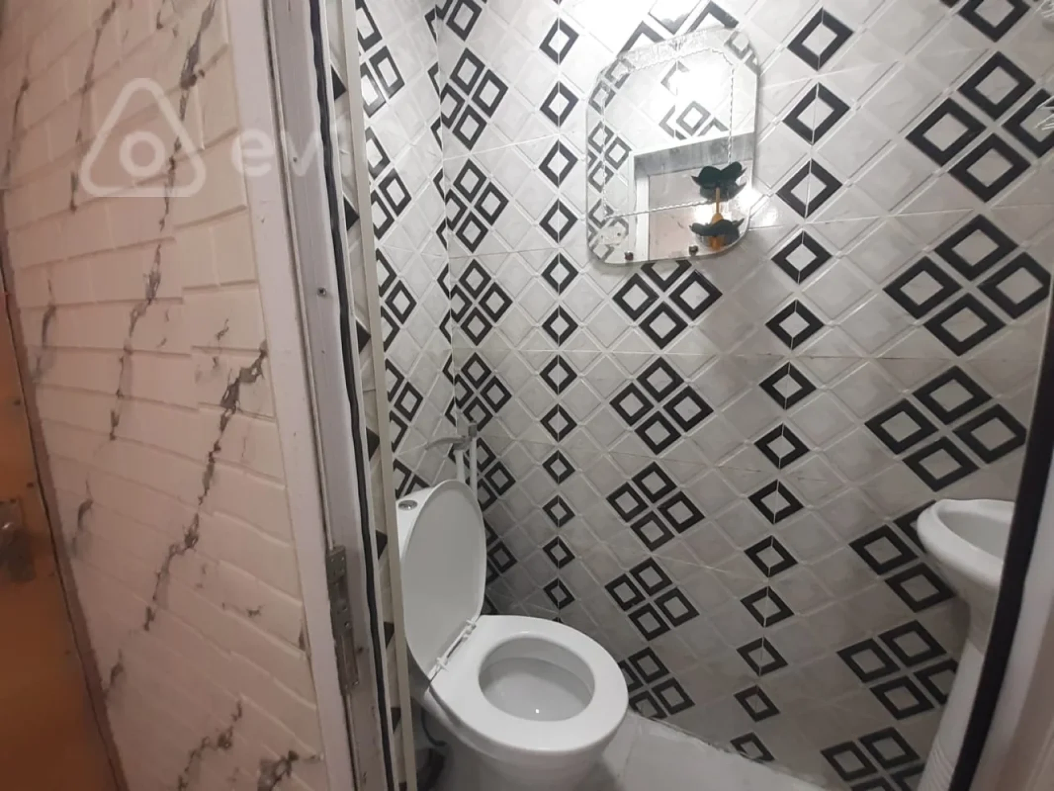 Kirayə verilir 1 otaqlı köhnə tikili 23 m²