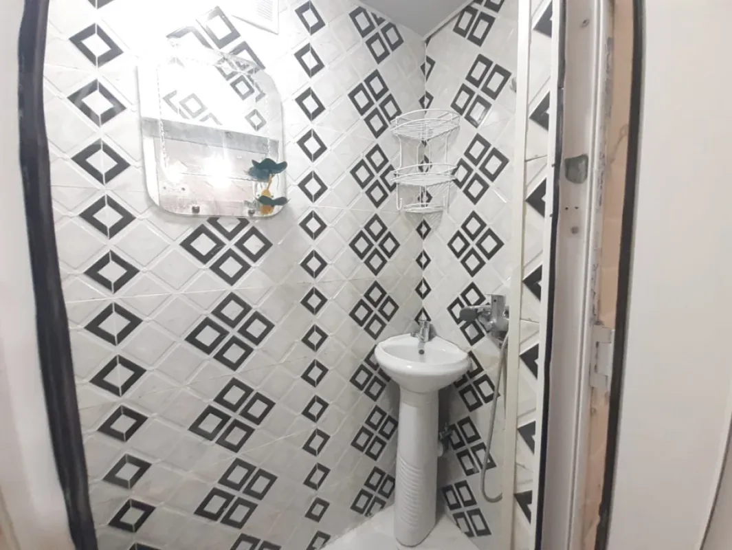 Kirayə verilir 1 otaqlı köhnə tikili 23 m²