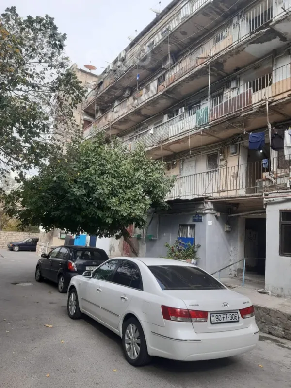 Kirayə verilir 1 otaqlı köhnə tikili 23 m²