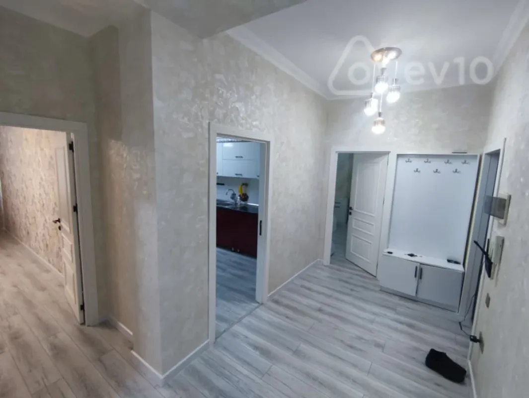 Kirayə verilir 3 otaqlı yeni tikili 82 m²