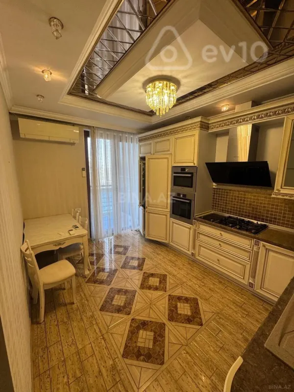 Kirayə verilir 3 otaqlı yeni tikili 110 m²