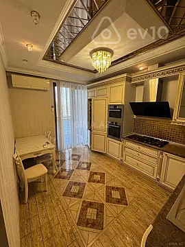 Kirayə verilir 3 otaqlı yeni tikili 110 m²