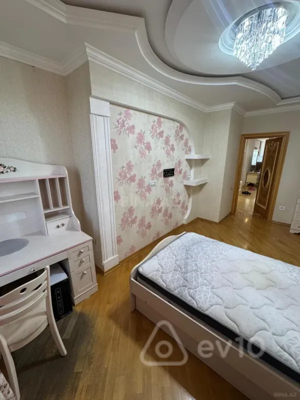 Kirayə verilir 3 otaqlı yeni tikili 110 m²