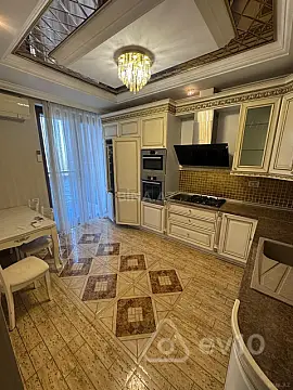 Kirayə verilir 3 otaqlı yeni tikili 110 m²