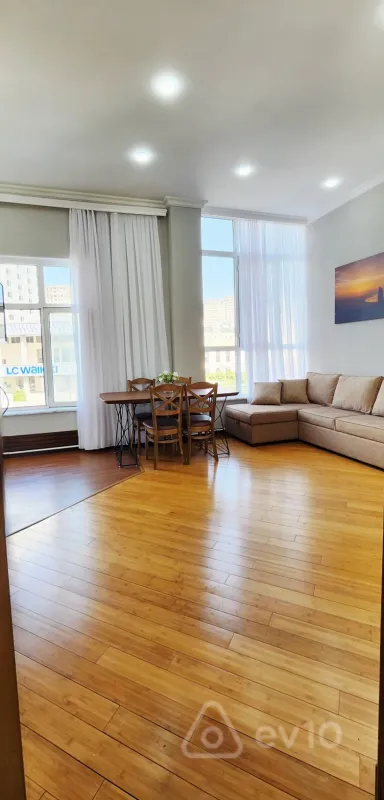 Kirayə verilir 3 otaqlı yeni tikili 80 m²