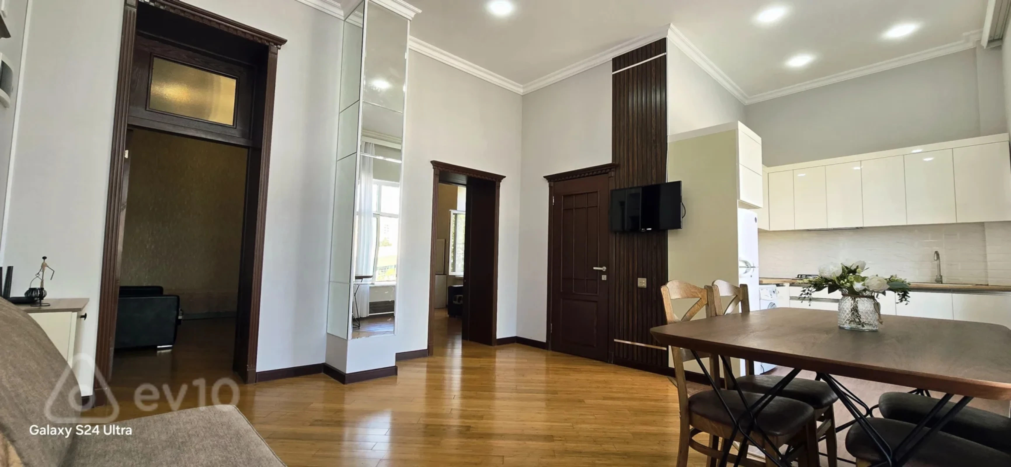 Kirayə verilir 3 otaqlı yeni tikili 80 m²