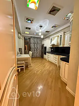 Satılır 4 otaqlı yeni tikili 180 m² — Bakı, Nəsimi 4 otaq 180.00 m²