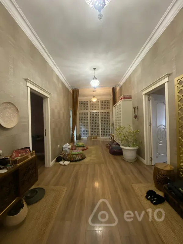 Satılır 4 otaqlı yeni tikili 157 m²