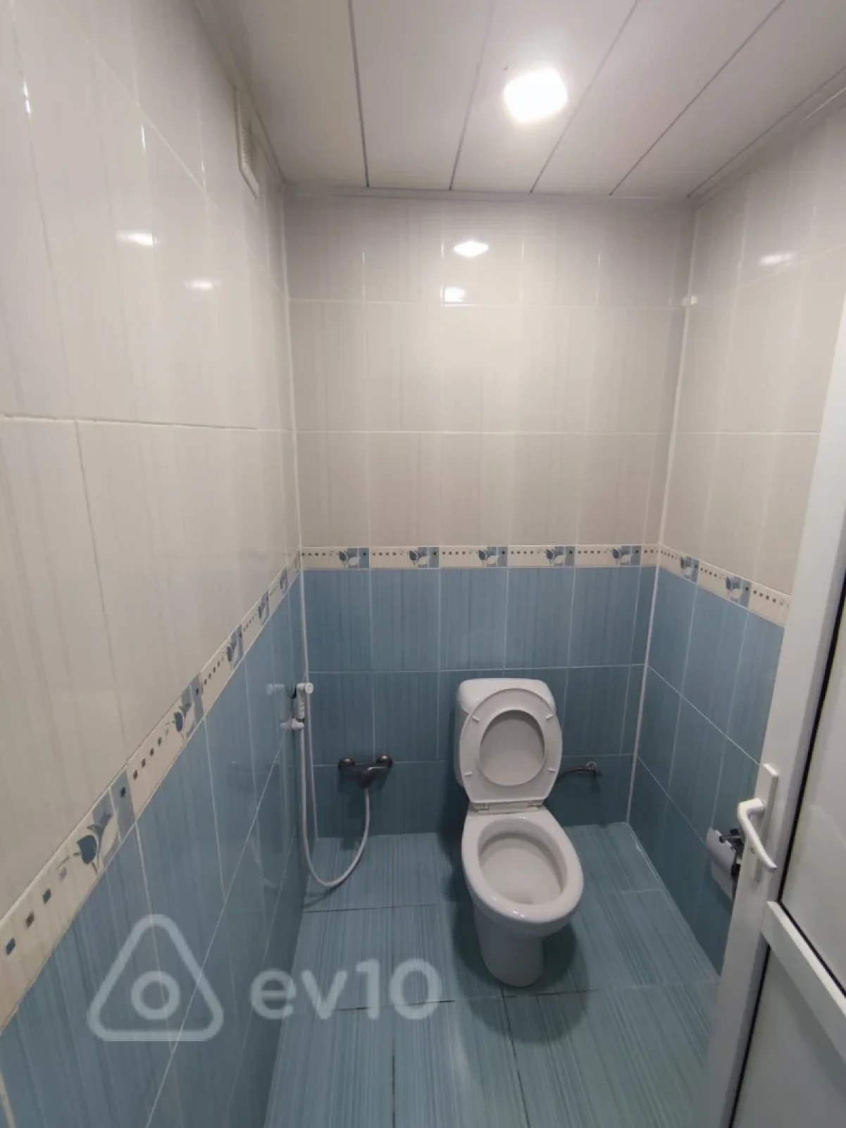 Kirayə verilir 3 otaqlı yeni tikili 110 m²