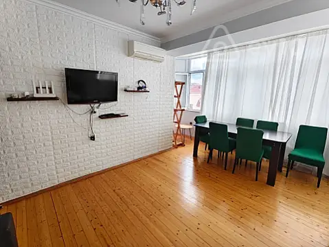 Satılır 3 otaqlı yeni tikili 85 m²
