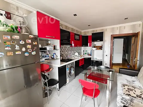 Satılır 3 otaqlı yeni tikili 85 m²