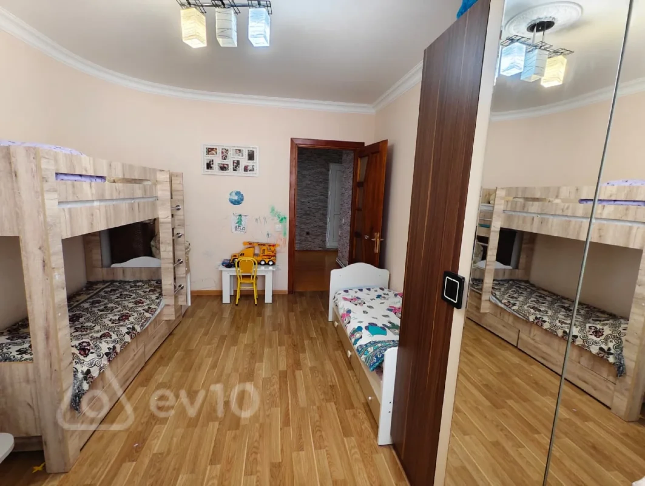 Satılır 3 otaqlı yeni tikili 85 m²