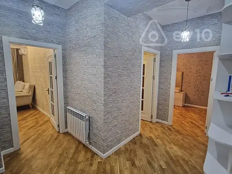 Kirayə verilir 2 otaqlı yeni tikili 70 m²
