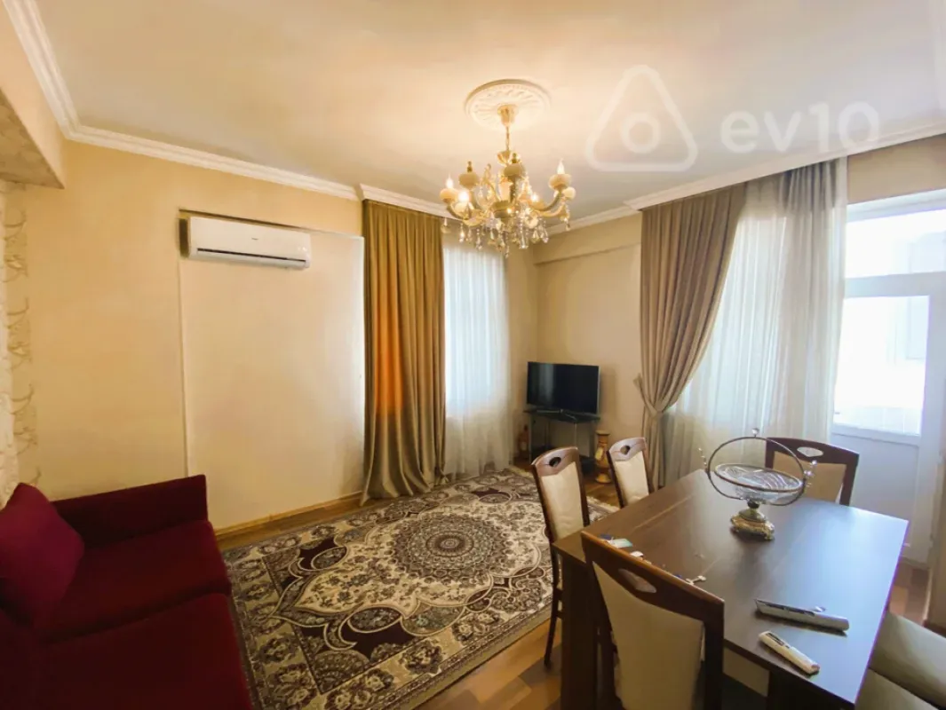 Kirayə verilir 2 otaqlı yeni tikili 65 m²
