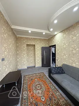 Kirayə verilir 3 otaqlı köhnə tikili 70 m²