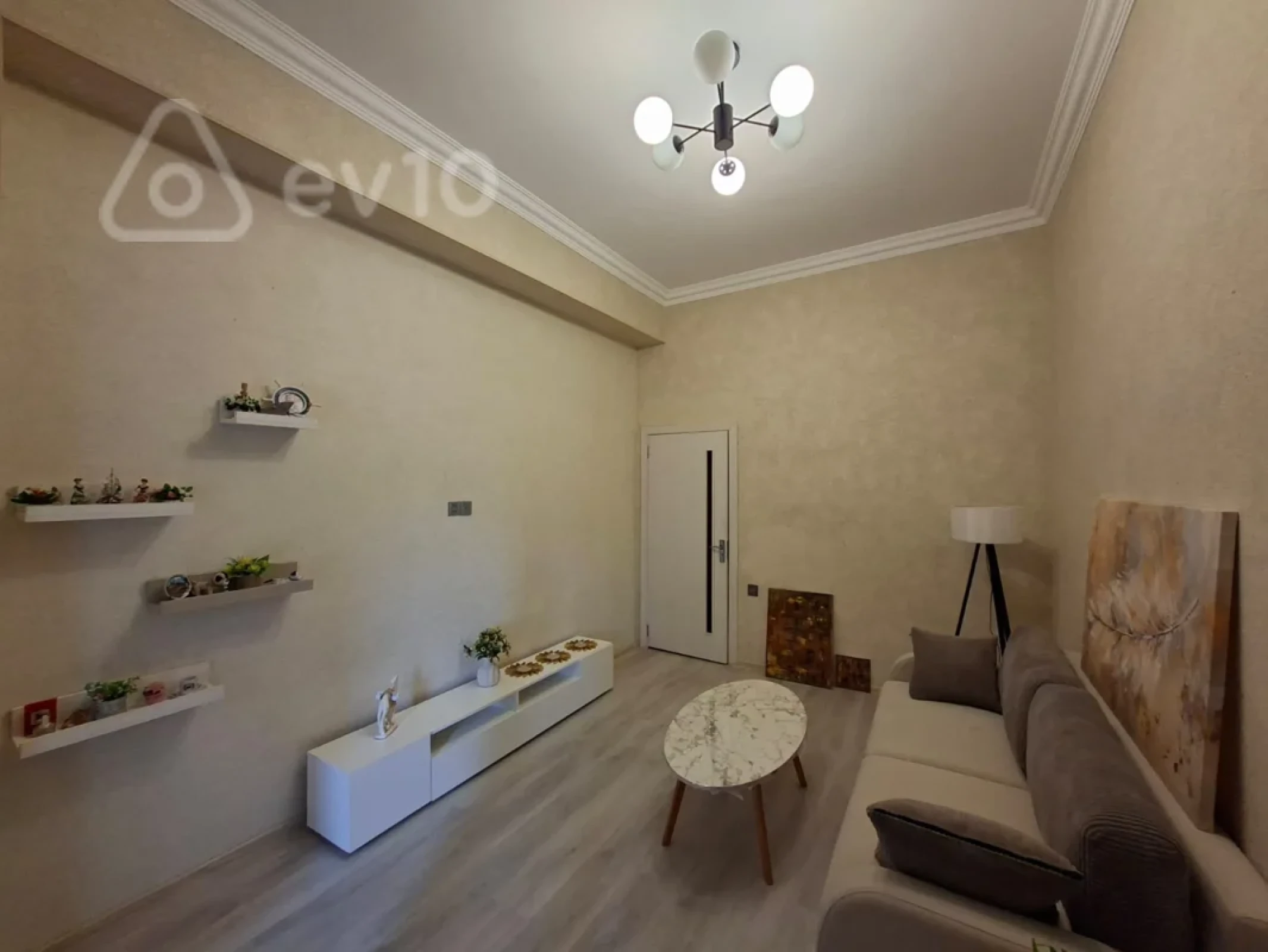 Kirayə verilir 2 otaqlı yeni tikili 70 m²