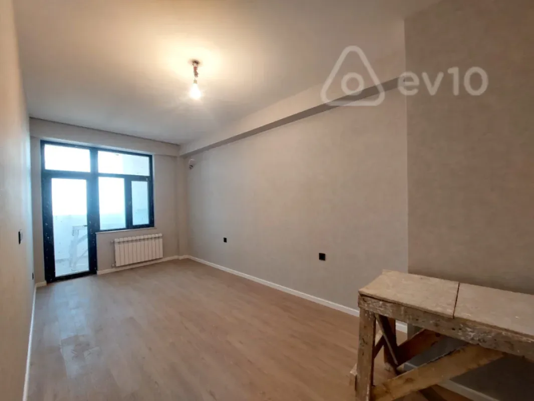 Satılır 3 otaqlı yeni tikili 115 m²
