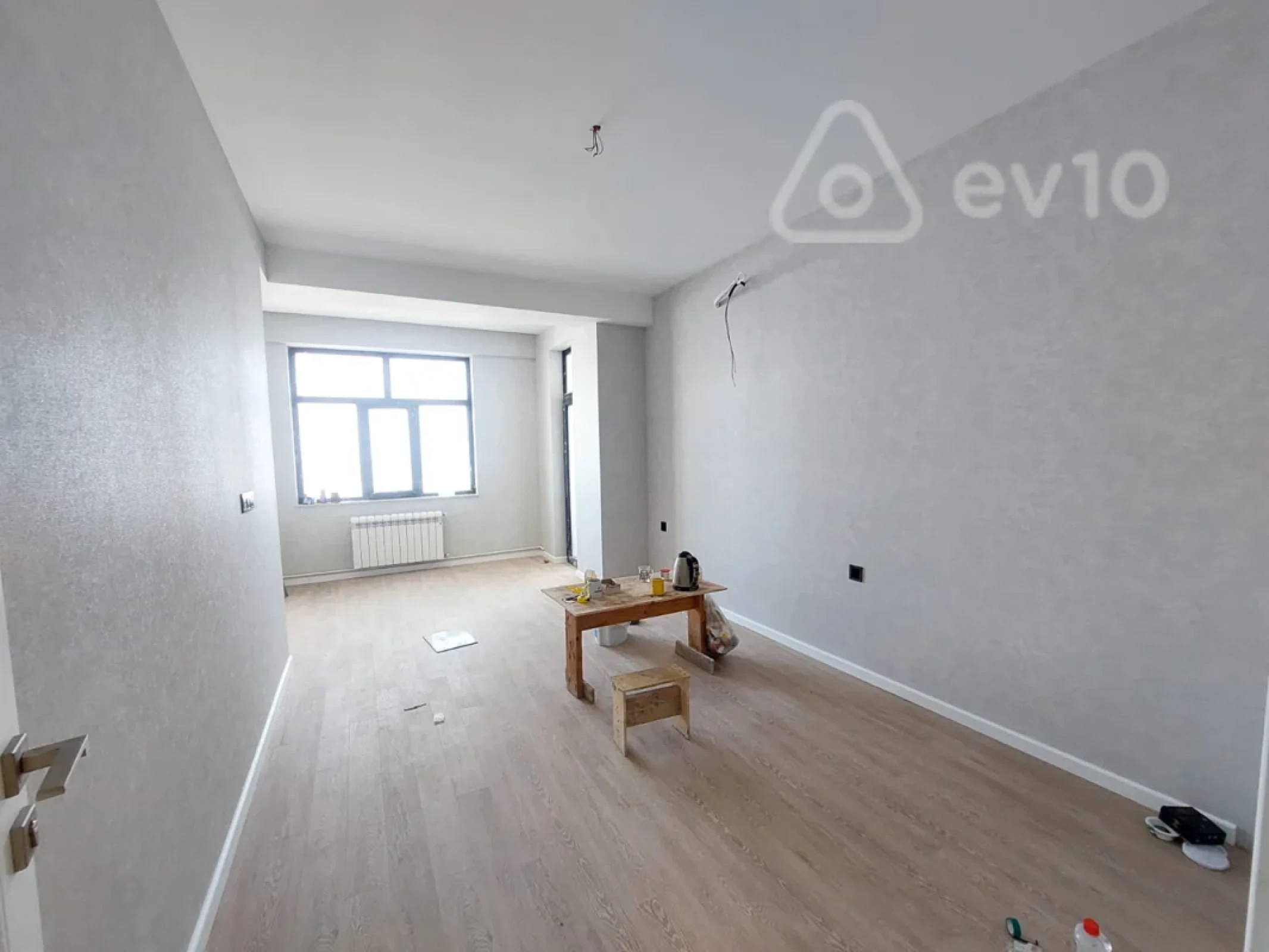 Satılır 3 otaqlı yeni tikili 115 m²
