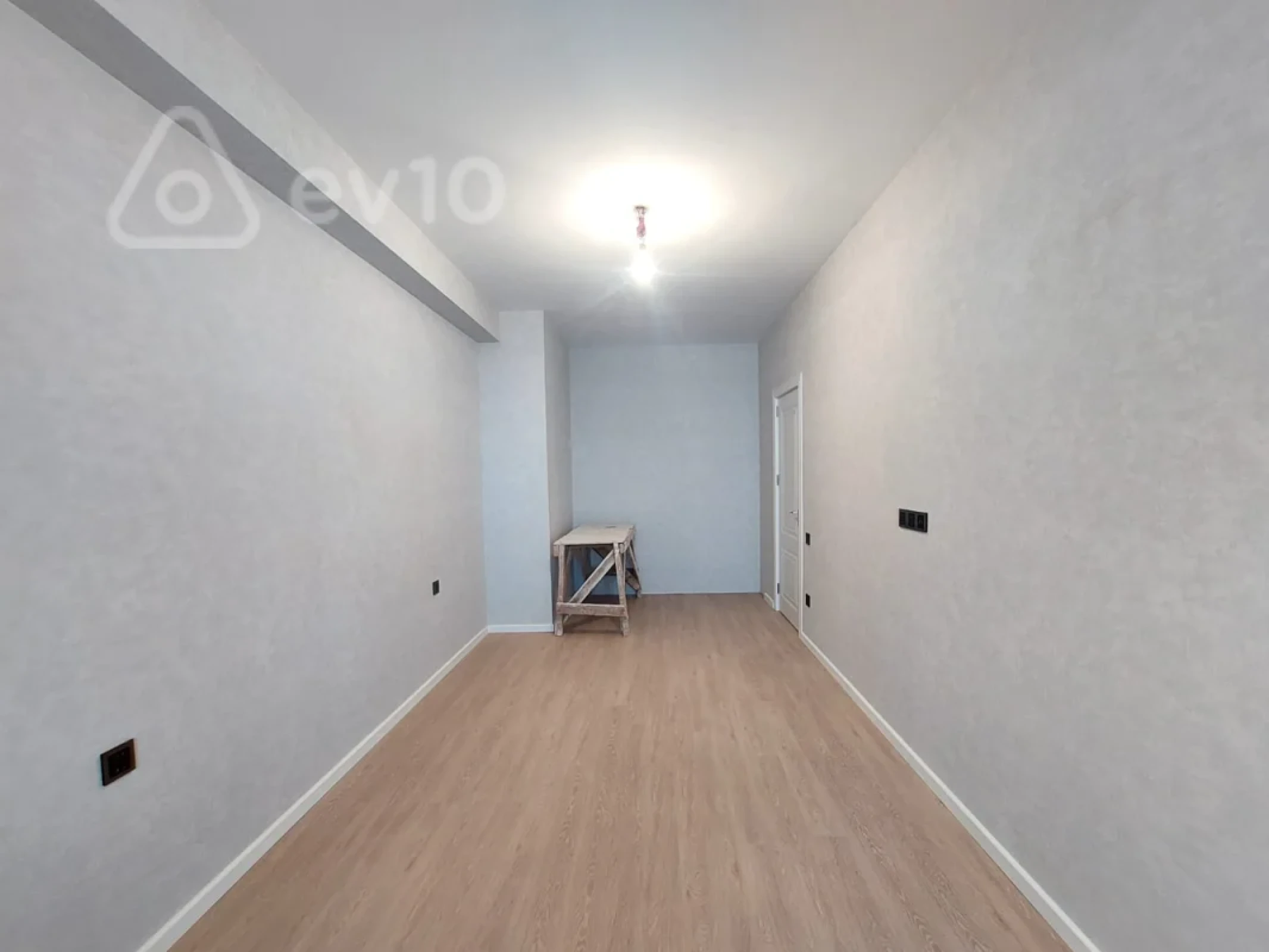 Satılır 3 otaqlı yeni tikili 115 m²