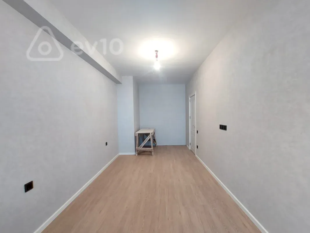 Satılır 3 otaqlı yeni tikili 115 m²