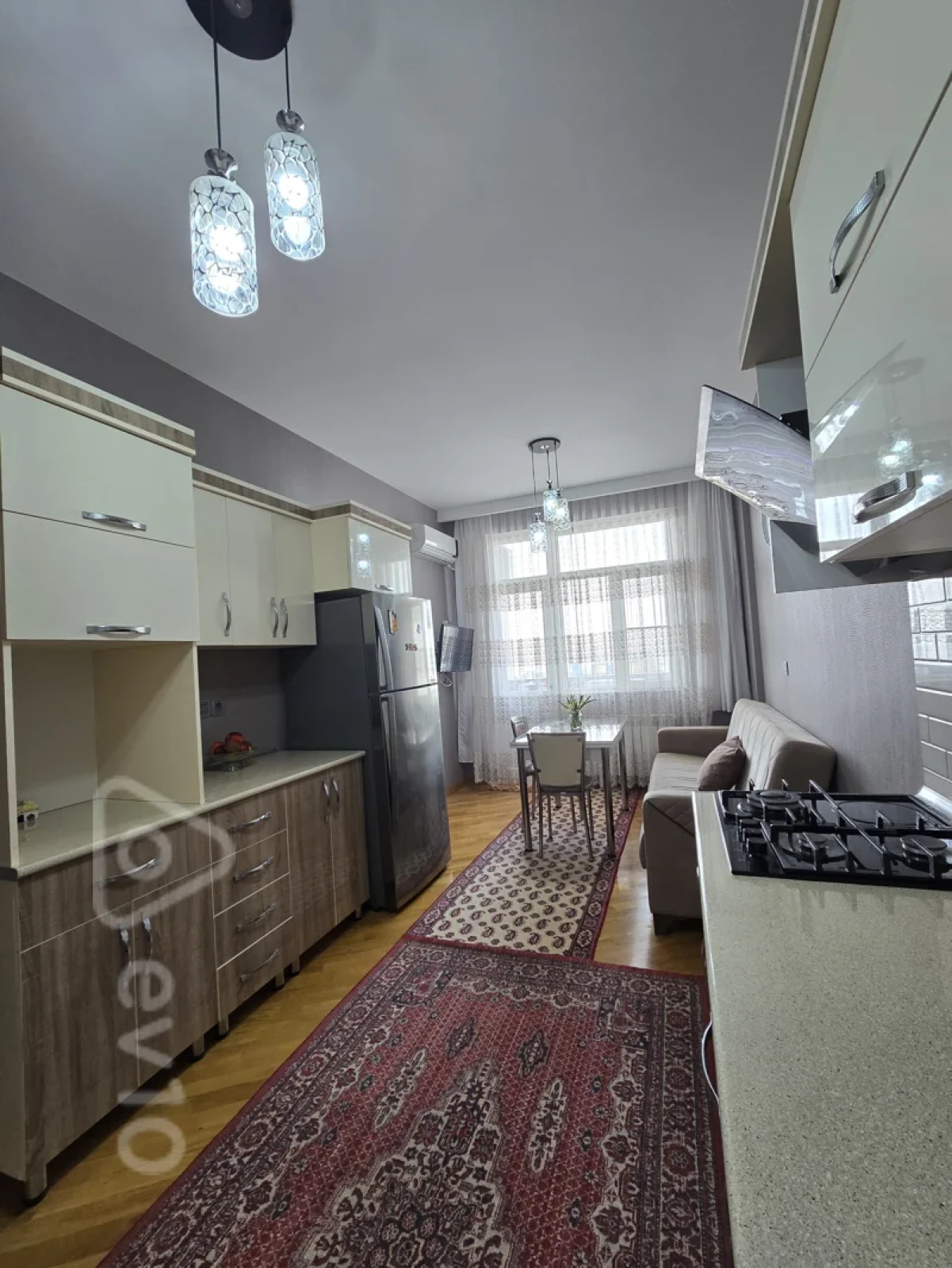 Kirayə verilir 2 otaqlı yeni tikili 64 m²