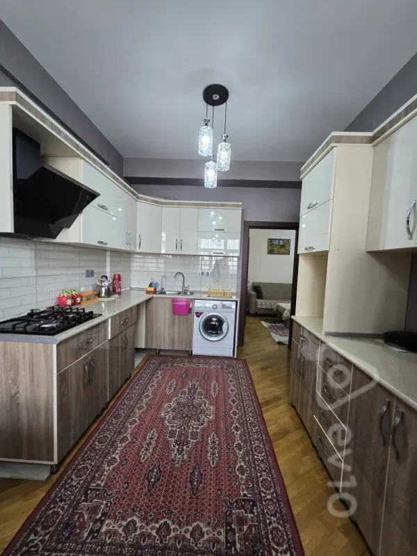 Kirayə verilir 2 otaqlı yeni tikili 64 m²