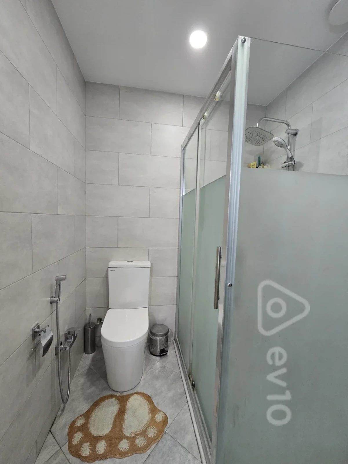 Kirayə verilir 2 otaqlı yeni tikili 64 m²