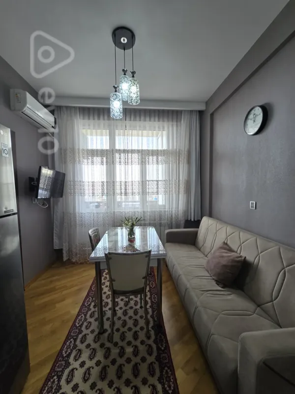 Kirayə verilir 2 otaqlı yeni tikili 64 m²