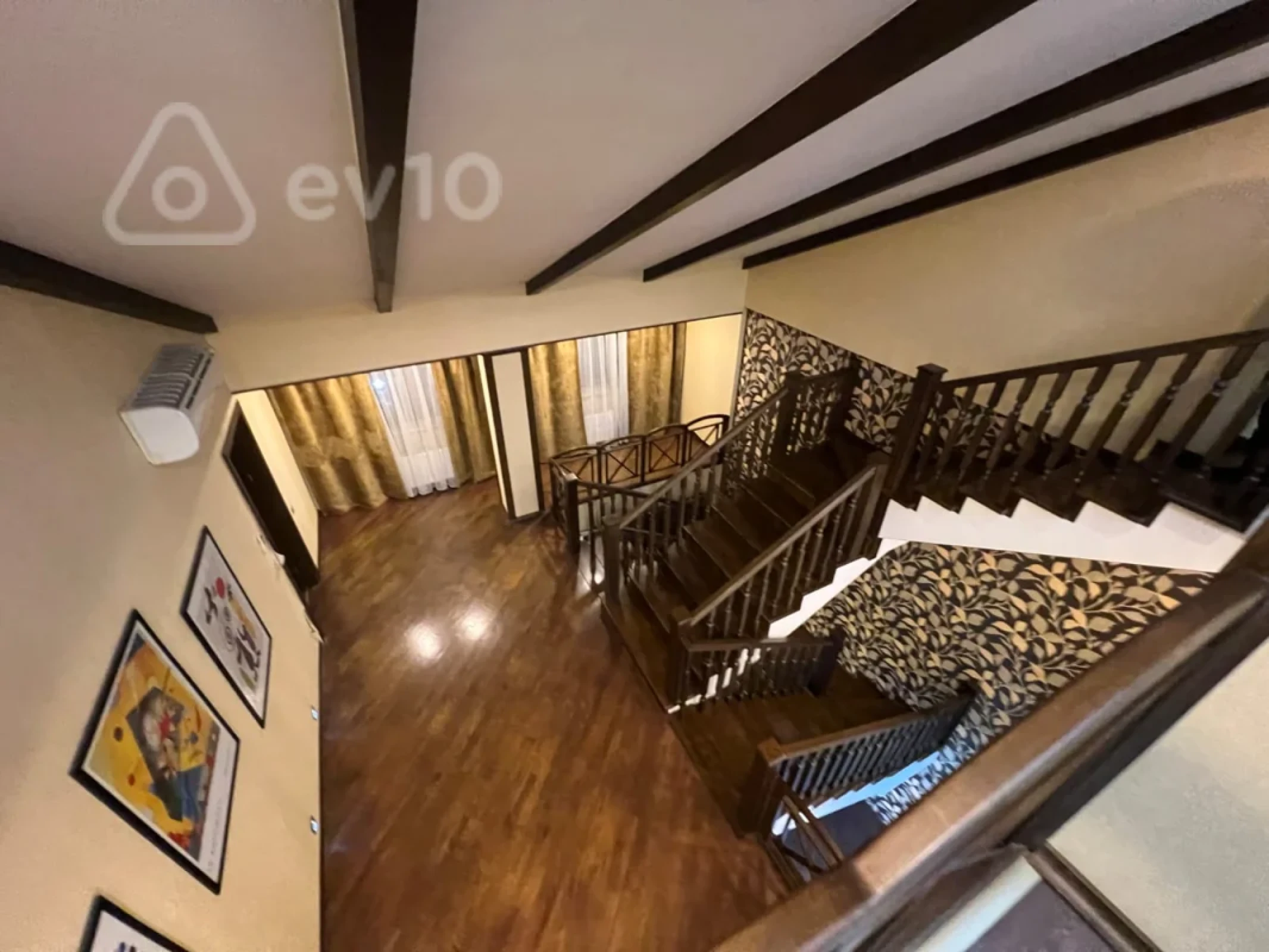 Kirayə verilir 5 otaqlı yeni tikili 450 m²