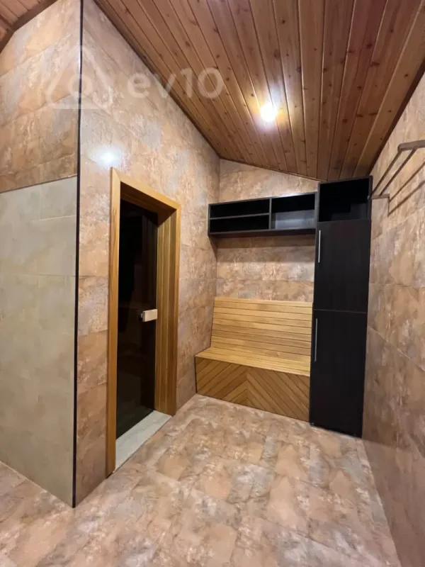 Kirayə verilir 5 otaqlı yeni tikili 450 m²