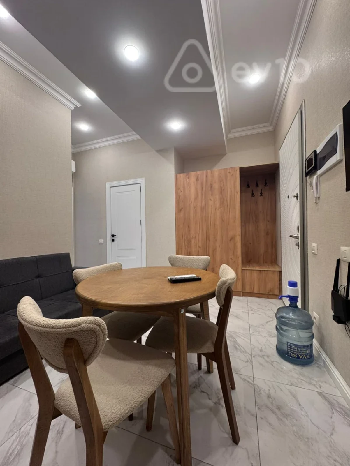 Satılır 2 otaqlı yeni tikili 60 m²