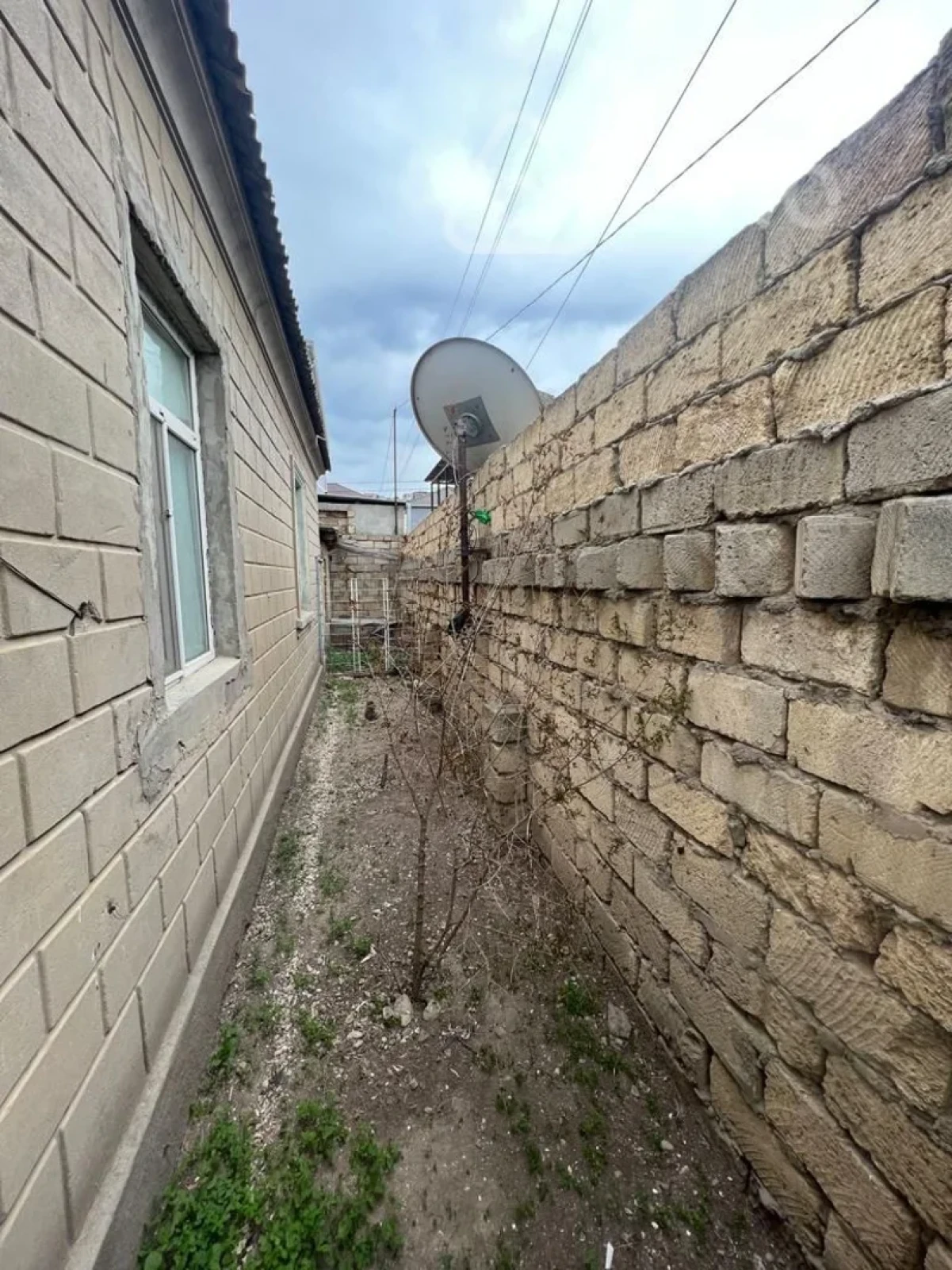 Satılır 6 otaqlı həyət evi 160 m²