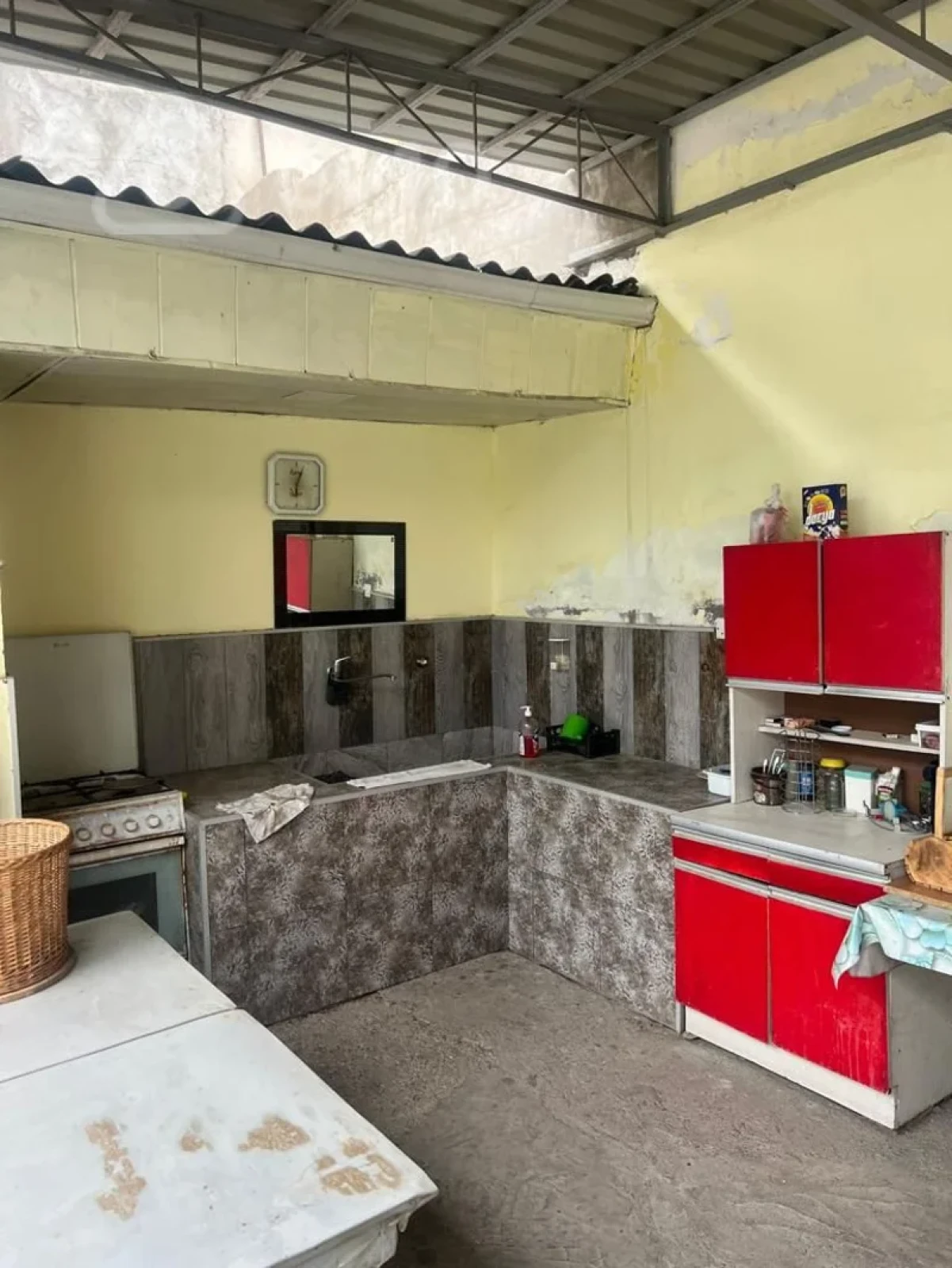 Satılır 6 otaqlı həyət evi 160 m²