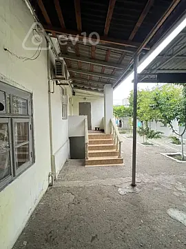 Satılır 6 otaqlı həyət evi 160 m²