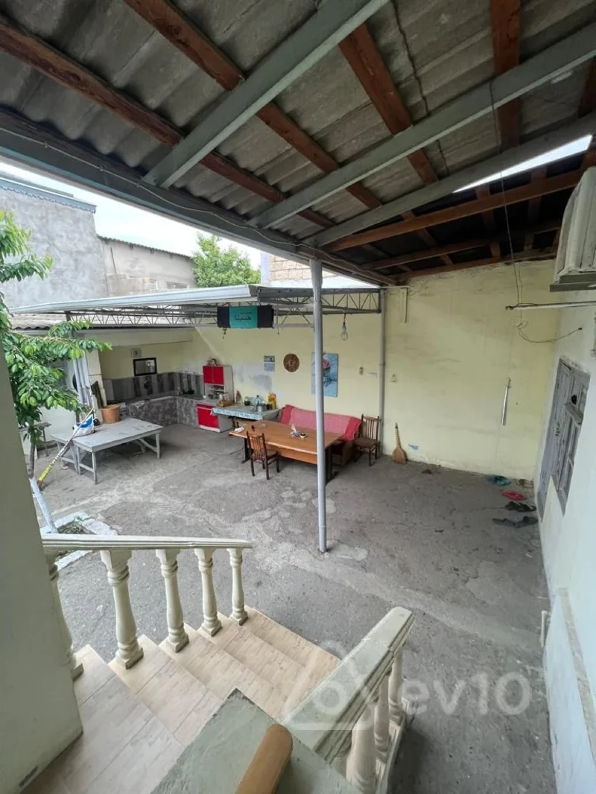 Satılır 6 otaqlı həyət evi 160 m²