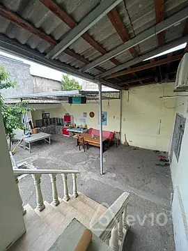 Satılır 6 otaqlı həyət evi 160 m²