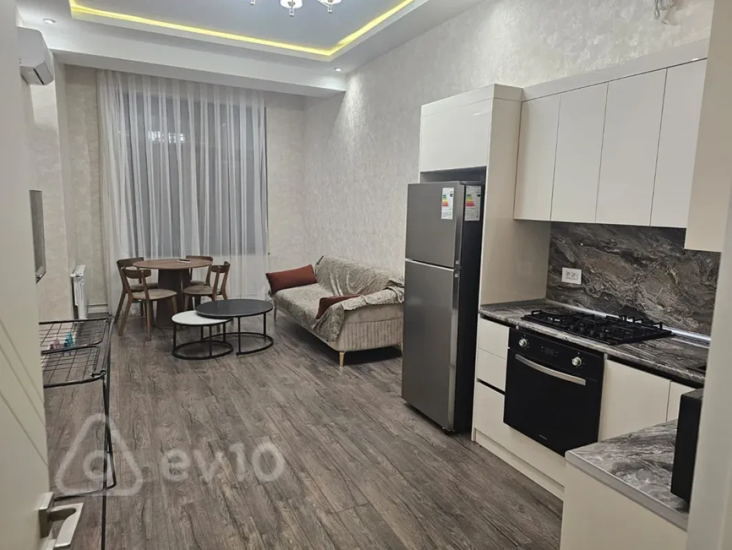 Kirayə verilir 2 otaqlı yeni tikili 66 m²