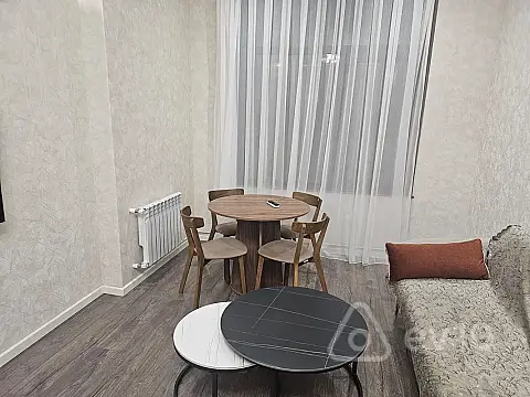 Kirayə verilir 2 otaqlı yeni tikili 66 m²
