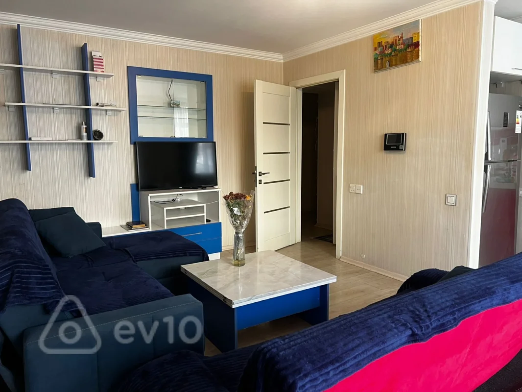 Kirayə verilir 3 otaqlı köhnə tikili 68 m²
