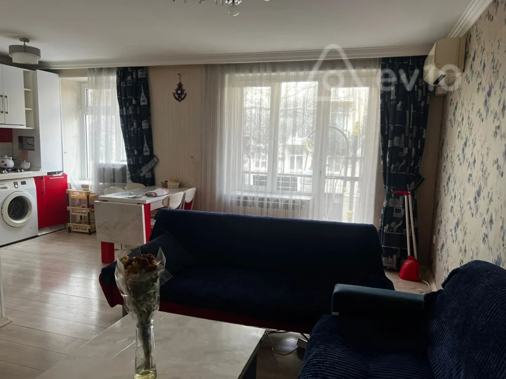 Kirayə verilir 3 otaqlı köhnə tikili 68 m²