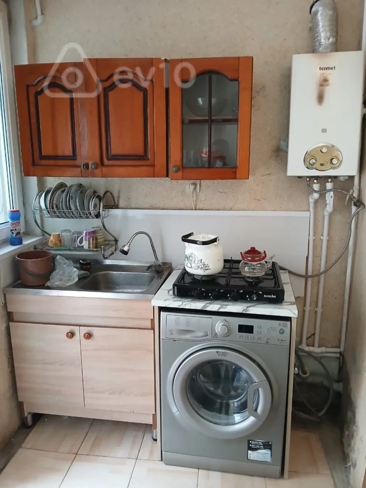 Satılır 2 otaqlı köhnə tikili 70 m²